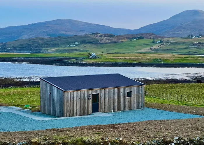 The Bothy, Vatten, Dunvegan