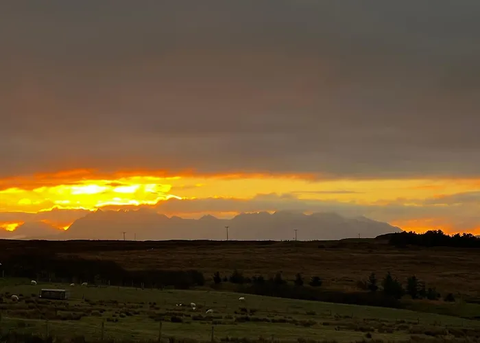 The Bothy, Vatten, Dunvegan